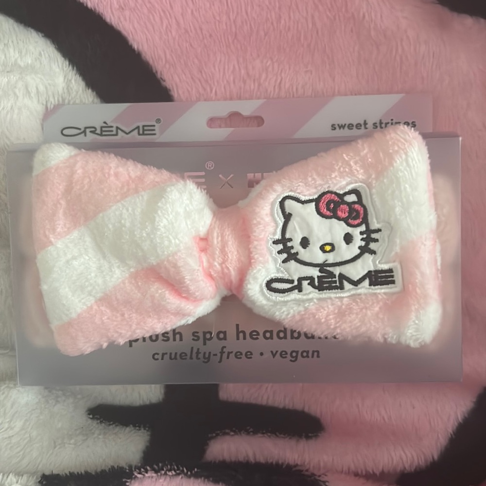 Hello Kitty x Crème Shop Plush Spa Headband Sweet Stripes
